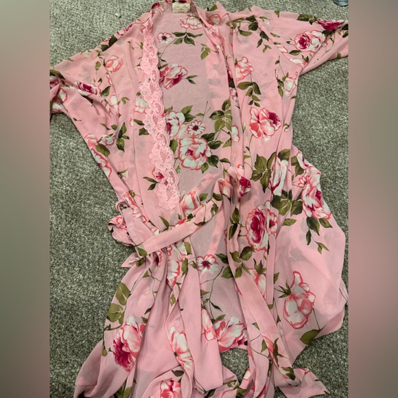 Inner Most Other - Pink floral Sexy Kimono Robe Lace Trim Large